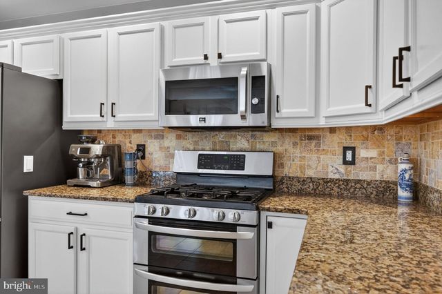 452 LARKSPUR LN, Severna Park, MD 21146
