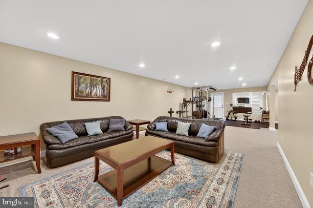 452 LARKSPUR LN, Severna Park, MD 21146