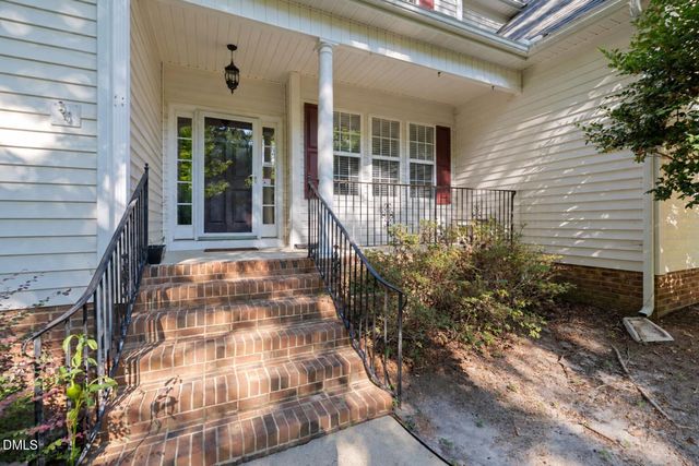 2912 Lautenberg Lane, Willow Springs, NC 27592