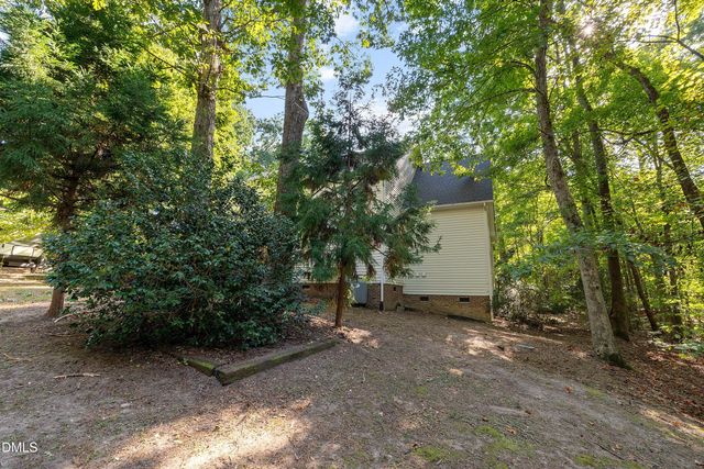 2912 Lautenberg Lane, Willow Springs, NC 27592