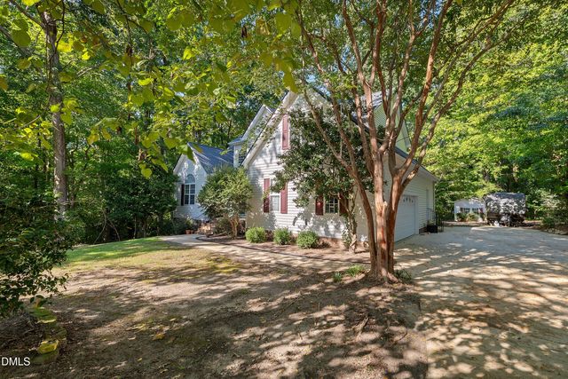 2912 Lautenberg Lane, Willow Springs, NC 27592