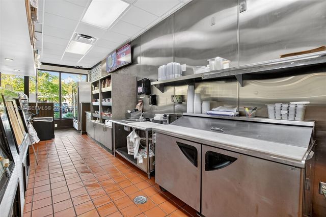 Fully Turnkey Restaurant For Sale In The Heart Of Pinecrest, Pinecrest, FL 33156