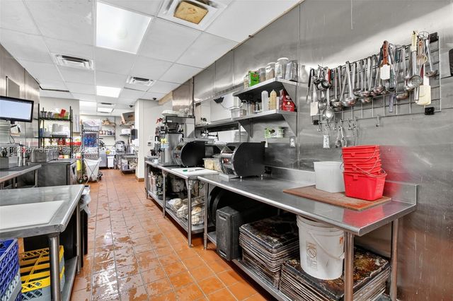 Fully Turnkey Restaurant For Sale In The Heart Of Pinecrest, Pinecrest, FL 33156