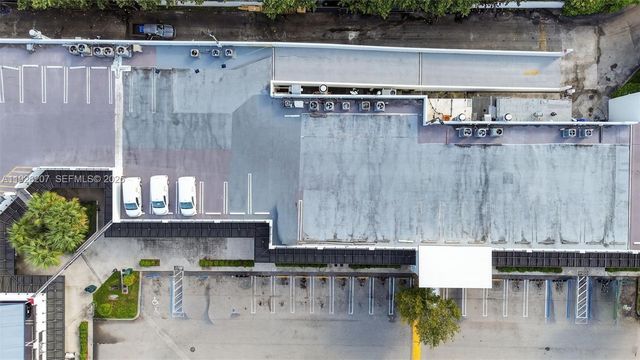 Fully Turnkey Restaurant For Sale In The Heart Of Pinecrest, Pinecrest, FL 33156