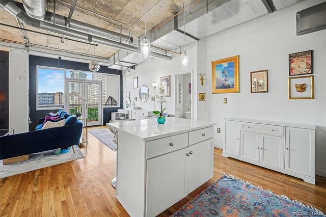 2020 Arapahoe Street 870, Denver, CO 80205