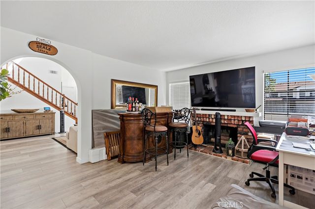 551 W Puente 1, Covina, CA 91722