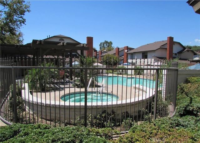 551 W Puente 1, Covina, CA 91722