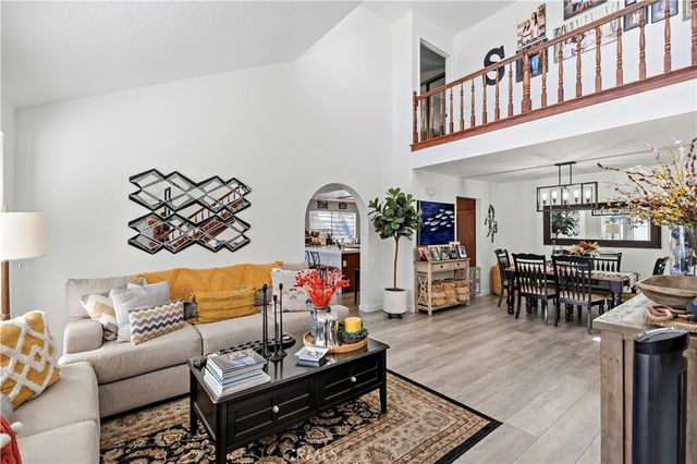 551 W Puente 1, Covina, CA 91722