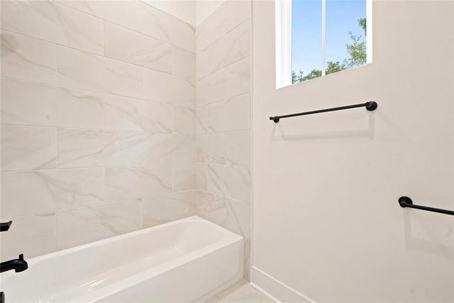 55 Kirk Road NW, White, GA 30184