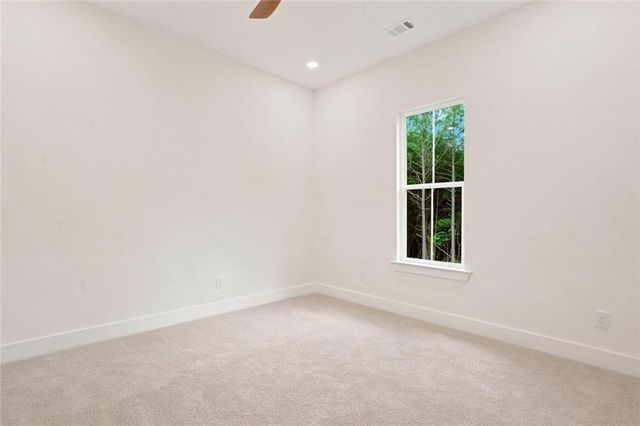 55 Kirk Road NW, White, GA 30184
