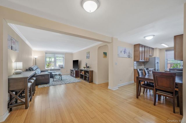 103-26 68th Avenue 2E, Forest Hills, NY 11375