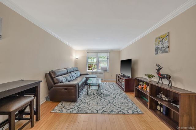 103-26 68th Avenue 2E, Forest Hills, NY 11375