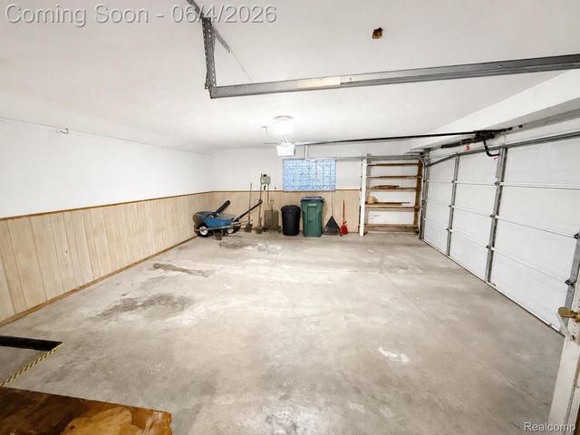 6382 Houghten Drive, Troy, MI 48098