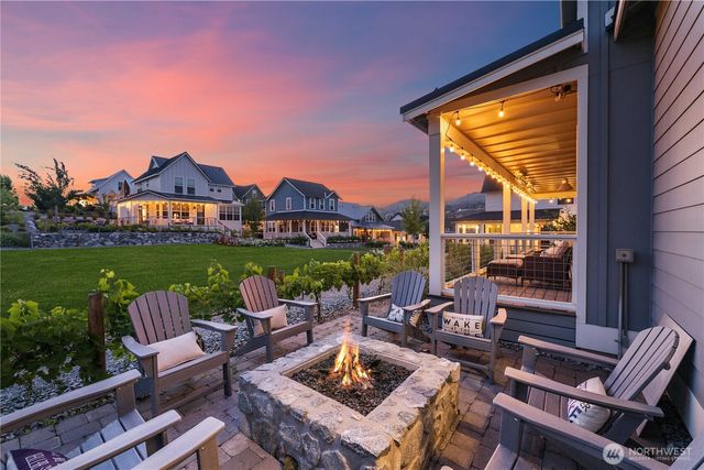 250 Bobcat Lane, Chelan, WA 98816