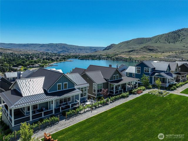 250 Bobcat Lane, Chelan, WA 98816
