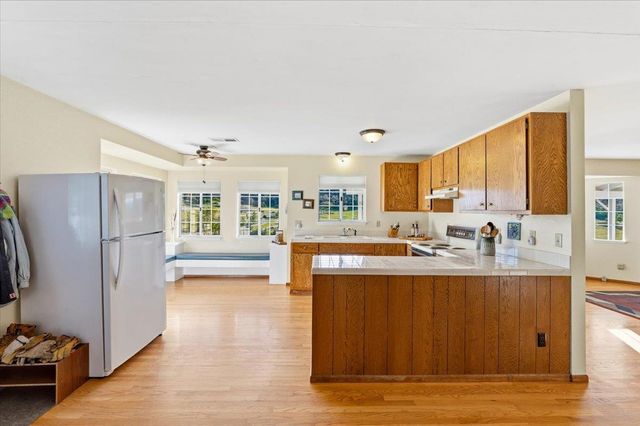 20601 John Born Rd, Penn Valley, CA 95946