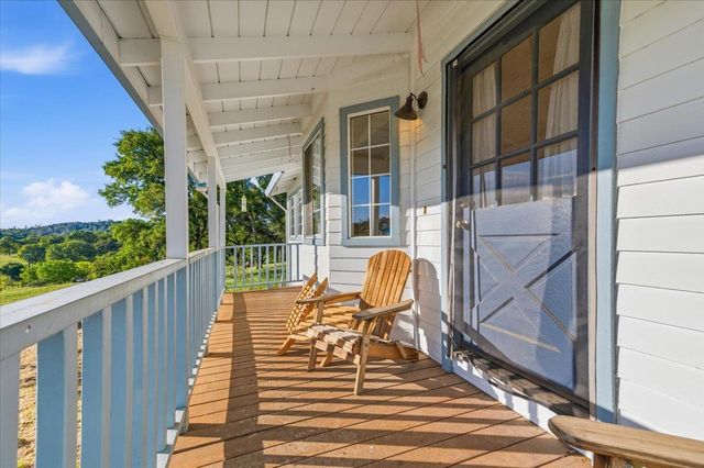 20601 John Born Rd, Penn Valley, CA 95946