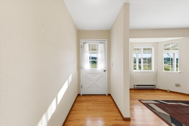 20601 John Born Rd, Penn Valley, CA 95946