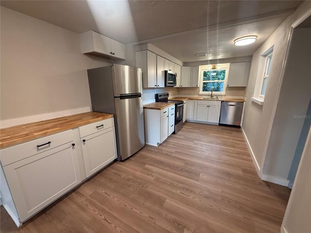 608 12TH STREET W, Palmetto, FL 34221