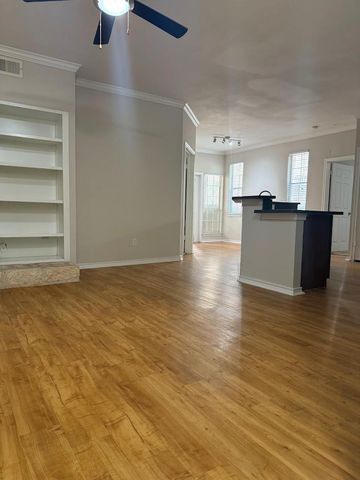 6804 N Capital Of TX 214, Austin, TX 78750