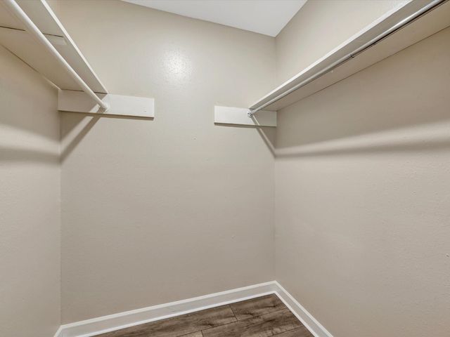 211 Leafwood Circle, League City, TX 77573