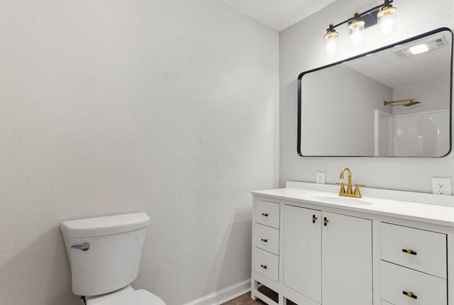 119 Country Ln, Lake Charles, LA 70607