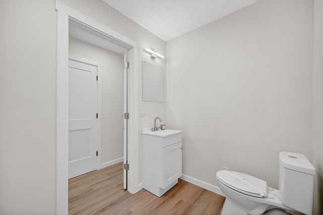 1611 66th Street, Windsor Heights, IA 50324