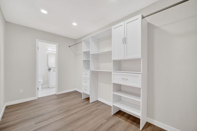 1611 66th Street, Windsor Heights, IA 50324