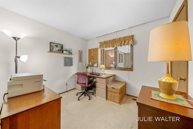 7166 Thornapple River Drive, Caledonia, MI 49316