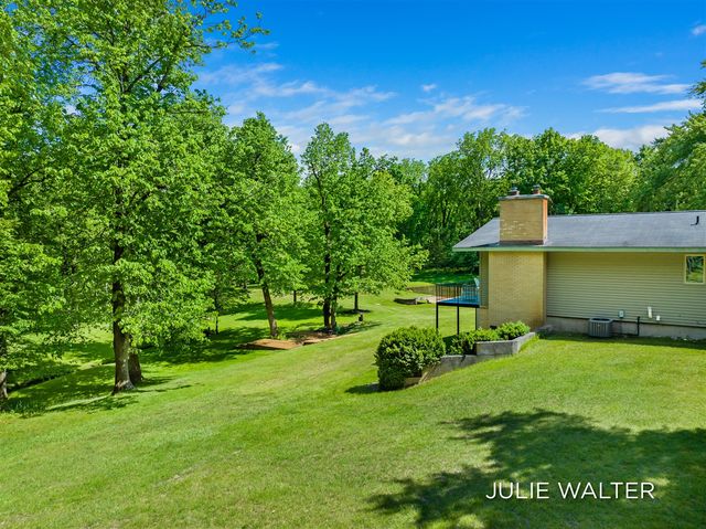 7166 Thornapple River Drive, Caledonia, MI 49316