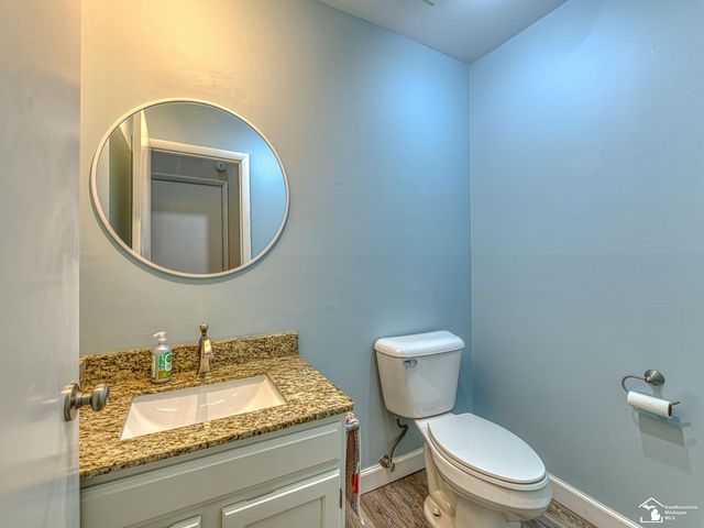 23 Linswood Drive, Monroe, MI 48162