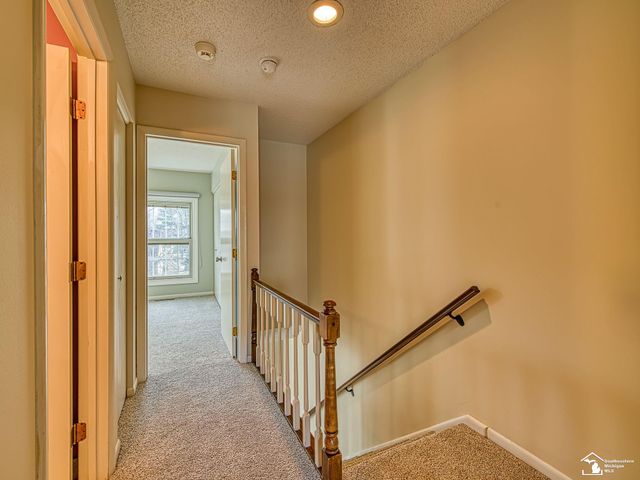 23 Linswood Drive, Monroe, MI 48162