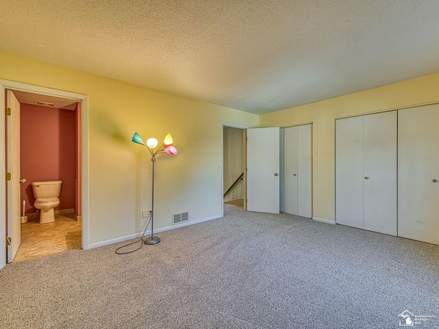 23 Linswood Drive, Monroe, MI 48162