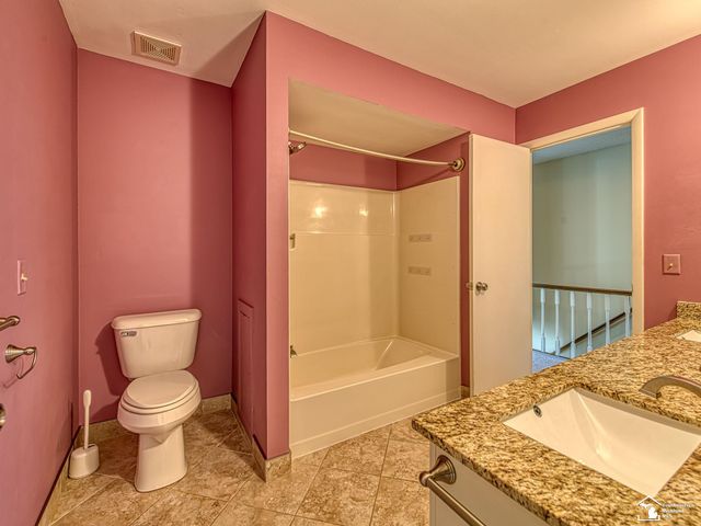 23 Linswood Drive, Monroe, MI 48162