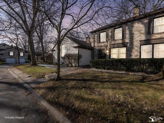 23 Linswood Drive, Monroe, MI 48162