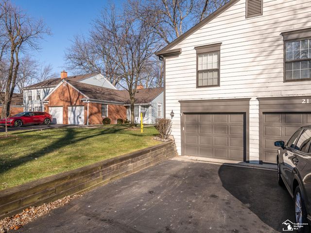 23 Linswood Drive, Monroe, MI 48162