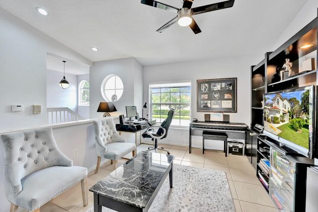 7669 Springwater Place 202, Boynton Beach, FL 33437