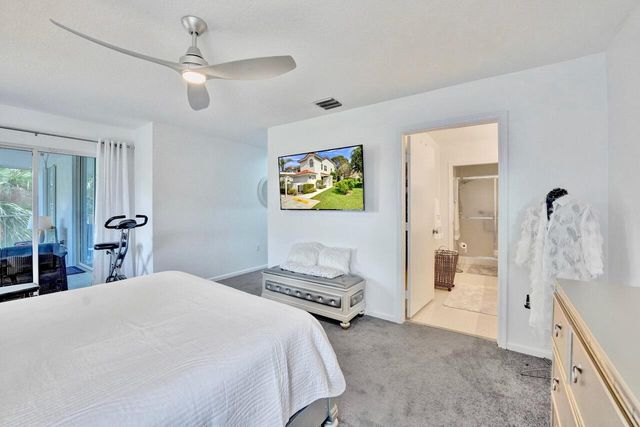 7669 Springwater Place 202, Boynton Beach, FL 33437