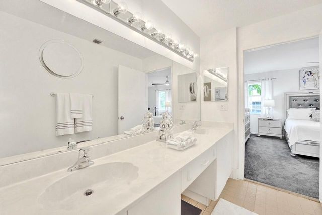 7669 Springwater Place 202, Boynton Beach, FL 33437