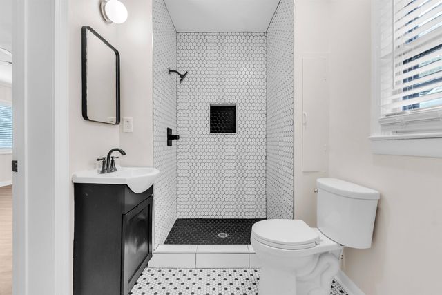 3890 GIVEN AVE, Memphis, TN 38122