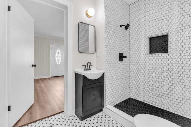 3890 GIVEN AVE, Memphis, TN 38122