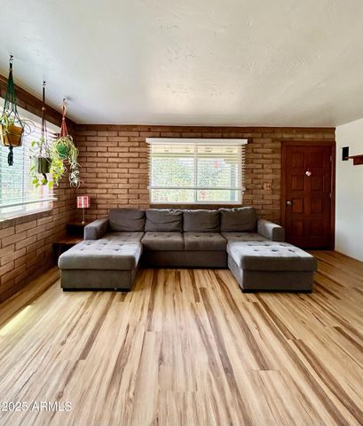 2283 E CHISHOLM Trail, Flagstaff, AZ 86005