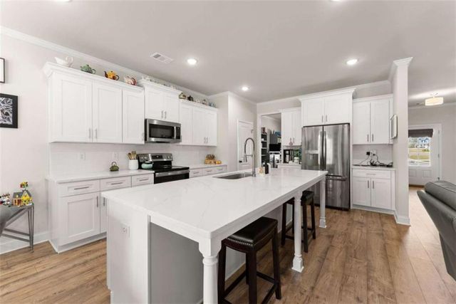 568 Dunagan Court, Winder, GA 30680