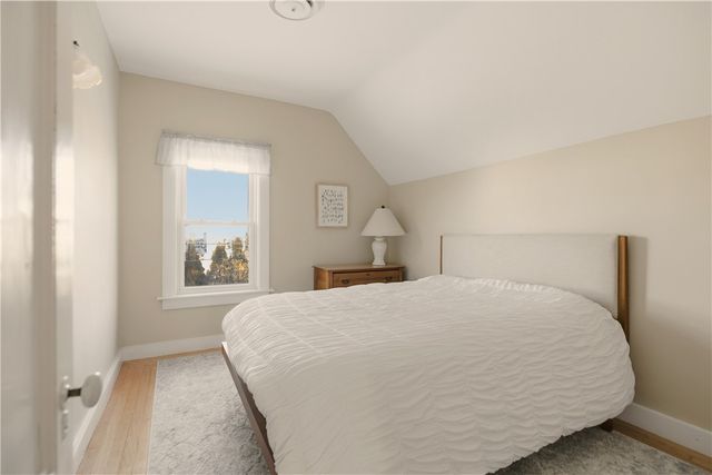 8 Carey Street, Newport, RI 02840