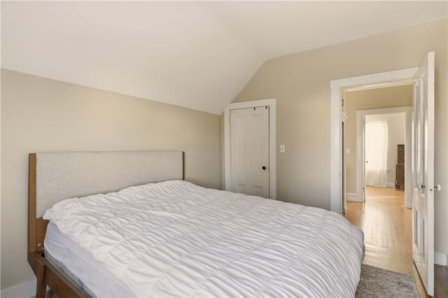 8 Carey Street, Newport, RI 02840