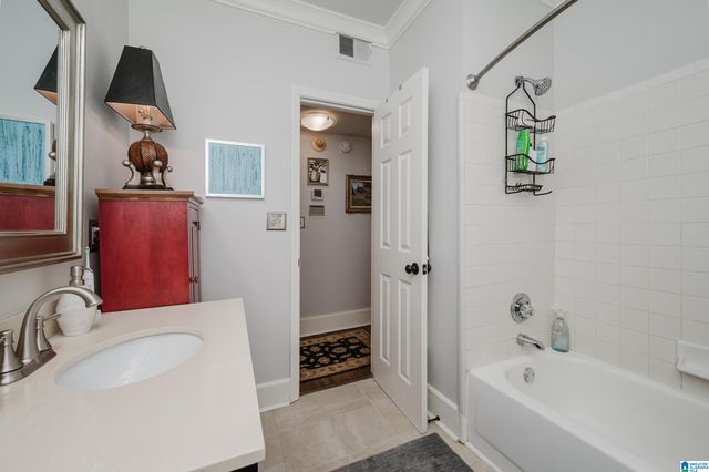 2809 13th Ave S Apt E1, Birmingham, AL 35205