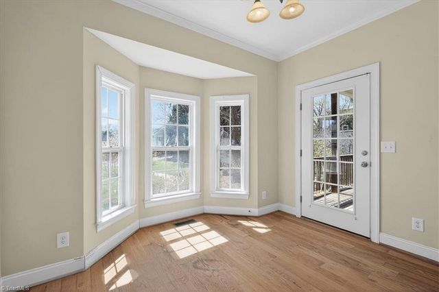 255 Holly Place Court, Winston-salem, NC 27101