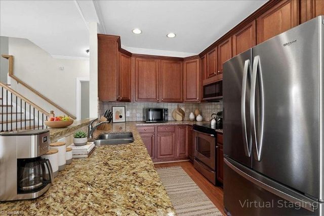 255 Holly Place Court, Winston-salem, NC 27101