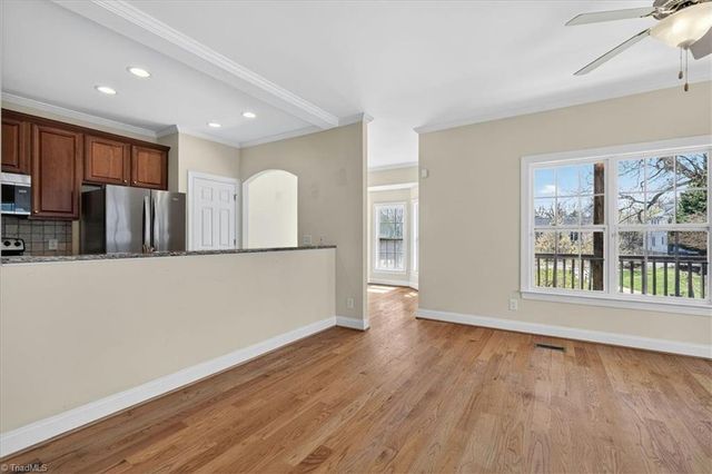 255 Holly Place Court, Winston-salem, NC 27101