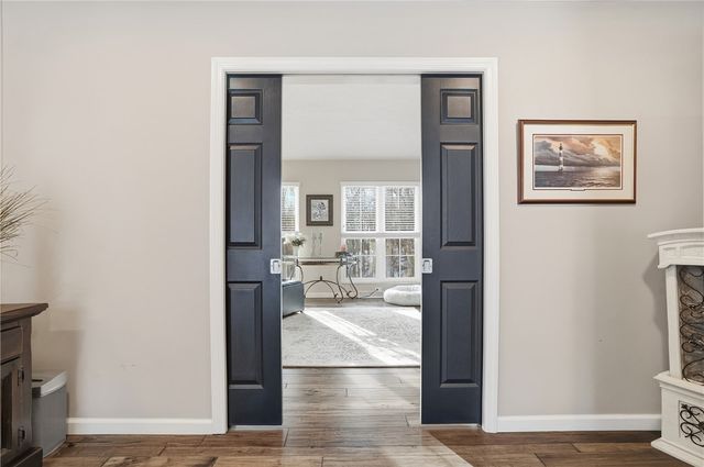 186 Bayberry Ln, Cranberry Twp, PA 16066